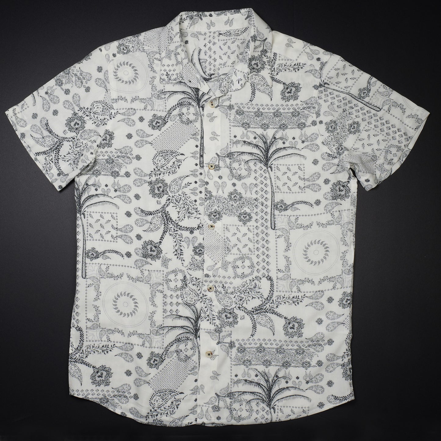 Men's Slim Fit Short Sleeve Hawaiian Shirt (Final Sale)